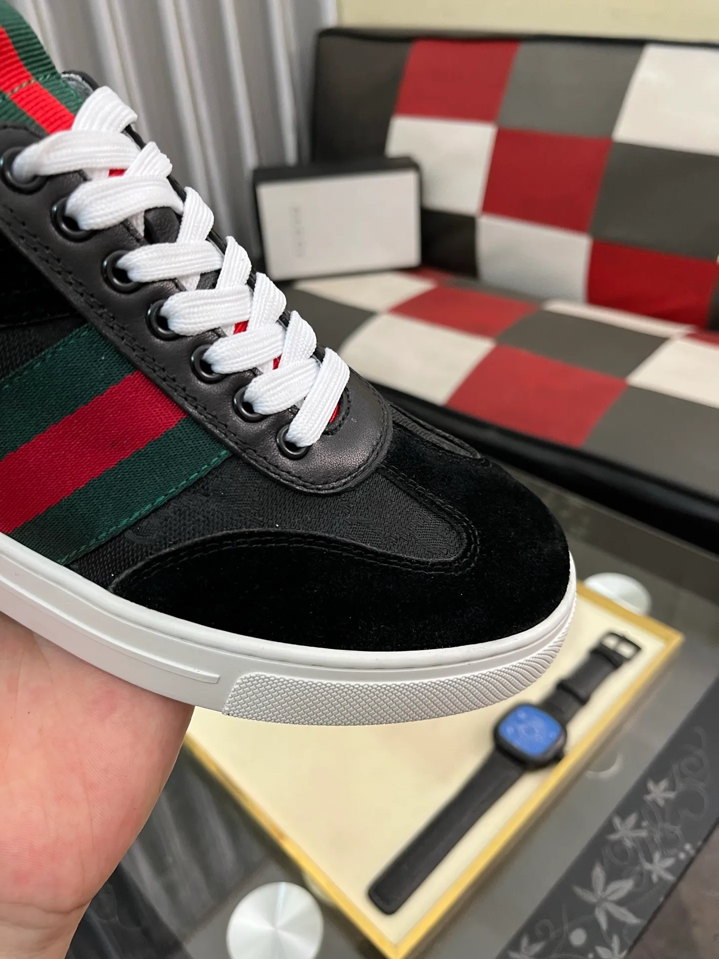 Men's Men's Shoes 💰440 ⌚️⌚️[GUCCI] Gucci men's casual shoes are absolutely popular 🔥The ultimate matching item for trendy men! The charm of super texture is irresistible, the main recommendation, the flower leather color is bright! The upper is made of high-quality brand printed fabric with cowhide, breathable leather lining and wear-resistant rubber sole, noble and elegant! Extremely comfortable🎁🎁You can be as handsome as you want💪 Available in sizes 38-44 and 5️⃣colors